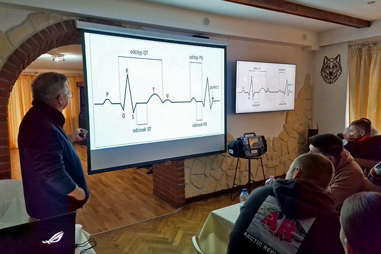 Zdjęcie - Podstawy EKG i zaburzenia rytmu serca IV - kurs - TRS Artur Mądracki